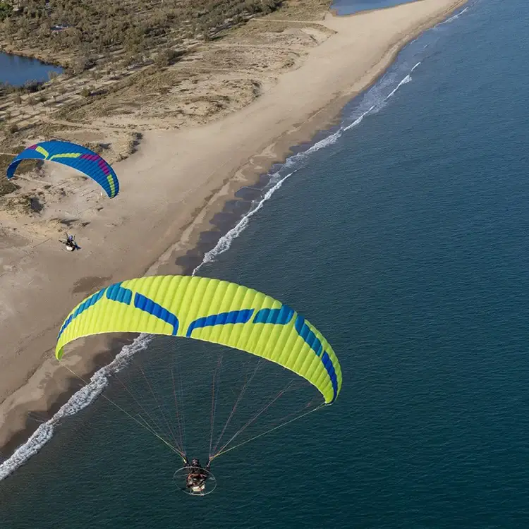 Paramotor and paramotor wing
